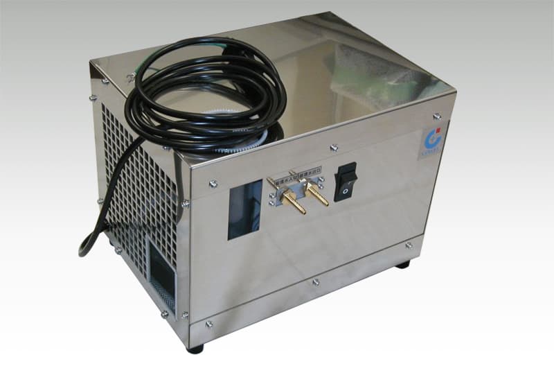 空冷式水循環装置